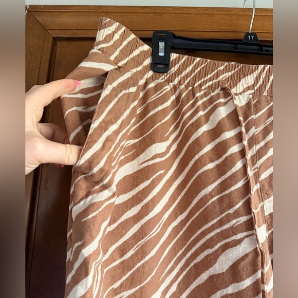 A New Day from Target Zebra Print Linen Pants 🦓 - Picture 4 of 7